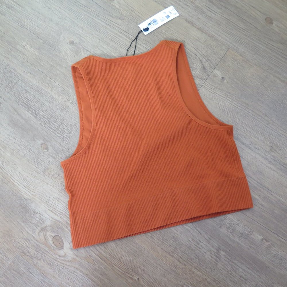 Garage Cropped Orange V-neck Top - Picture 5 of 6